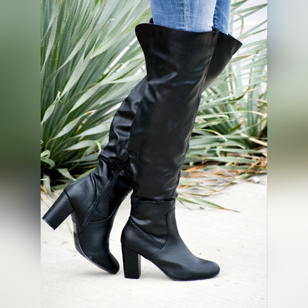 FAUX LEATHER OVER THE KNEE BOOTS